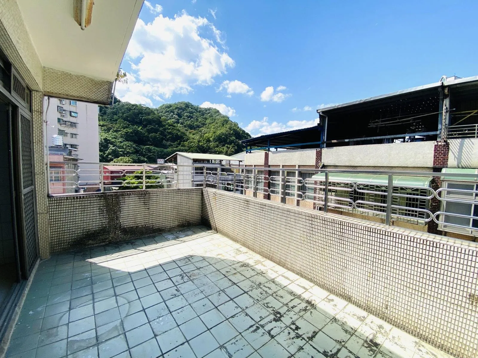 恩主公邊間3房採光美寓近三鶯交流道 第 17 張