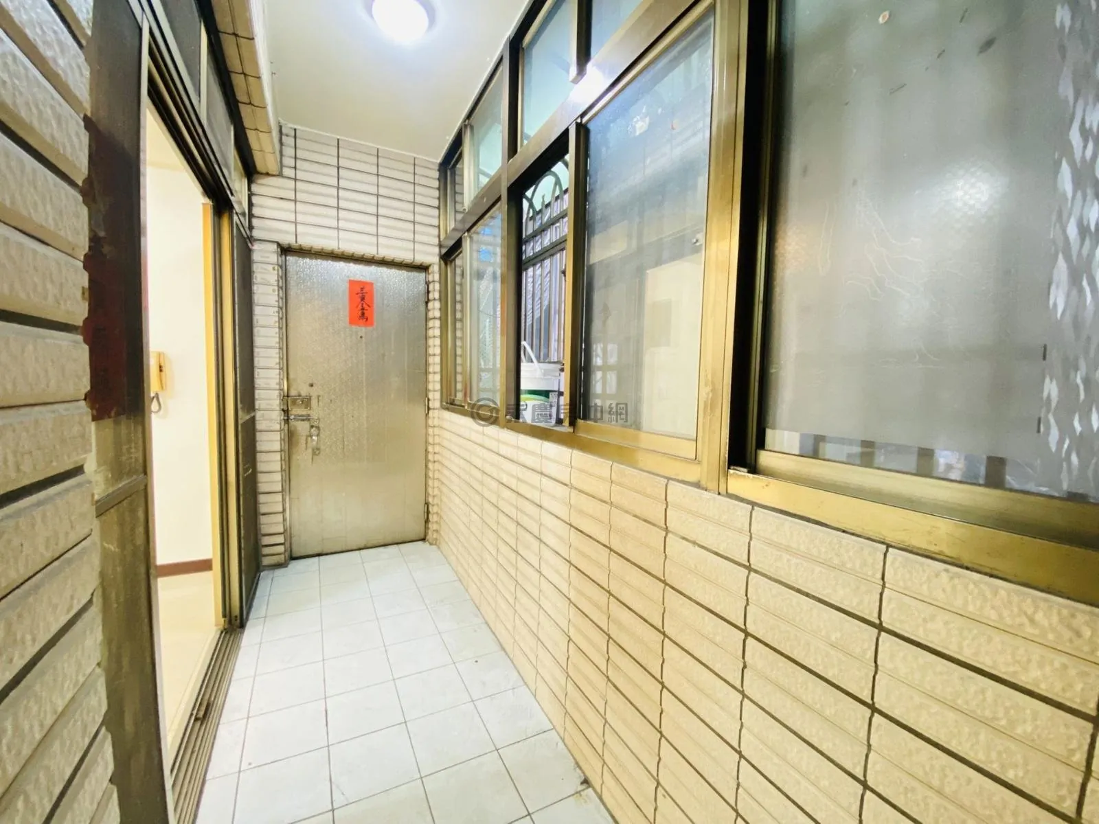捷運福德站│2樓邊間美寓│全室開窗 第 13 張