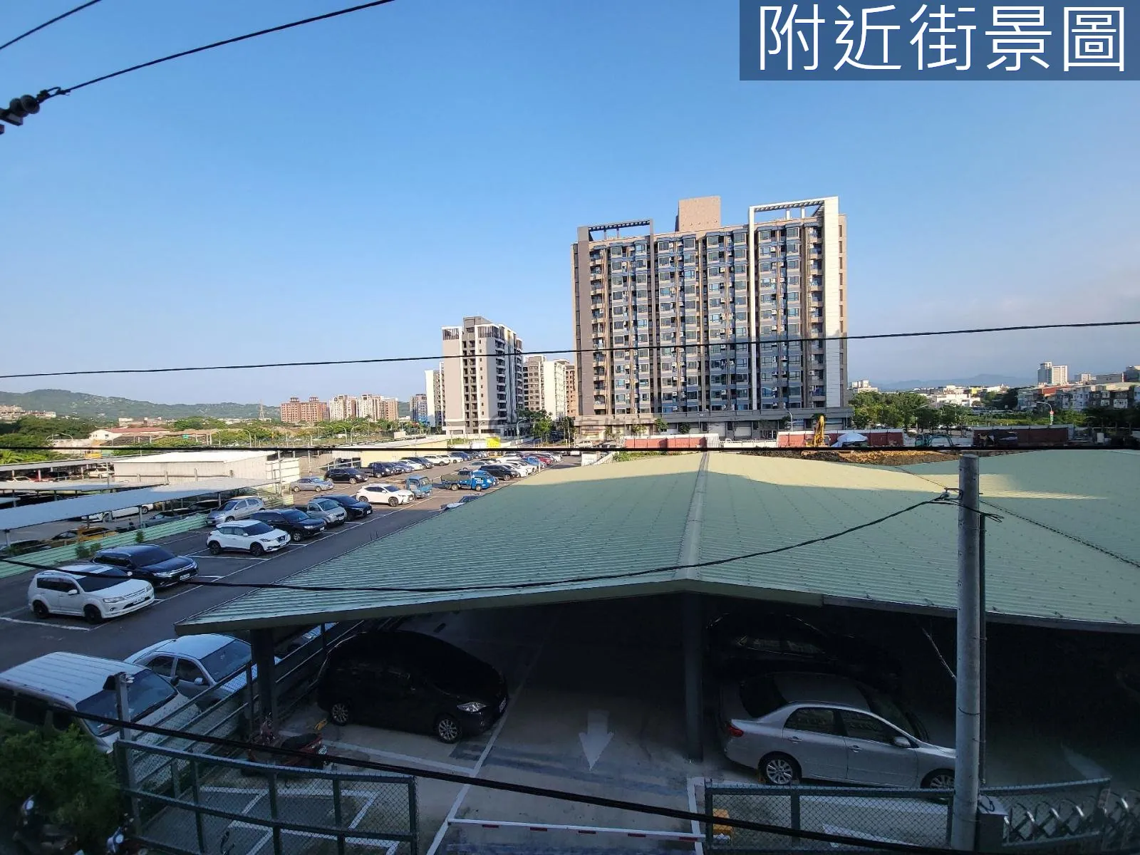 鳳吉二街雙商圈低樓層天然瓦斯雙衛前後陽台翻新美寓