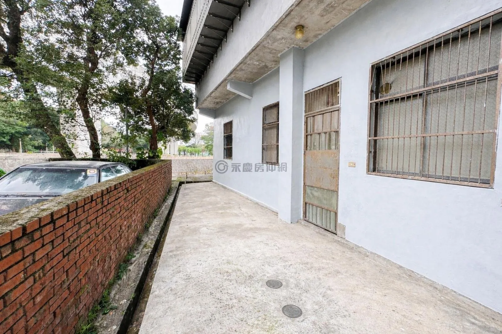 鶯歌文化路面寬方正公寓一樓住家店面 第 9 張