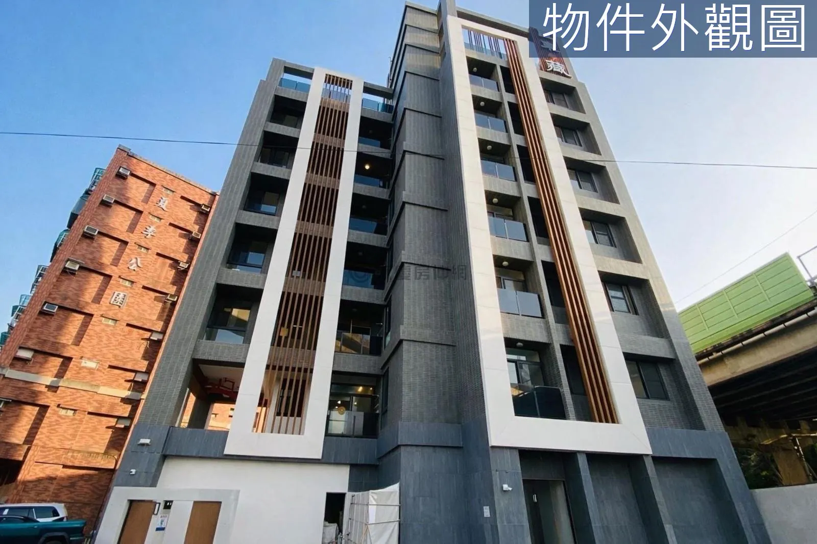 巨東藏庭院2房車│全新挑高4.2米│近捷運站 第 3 張