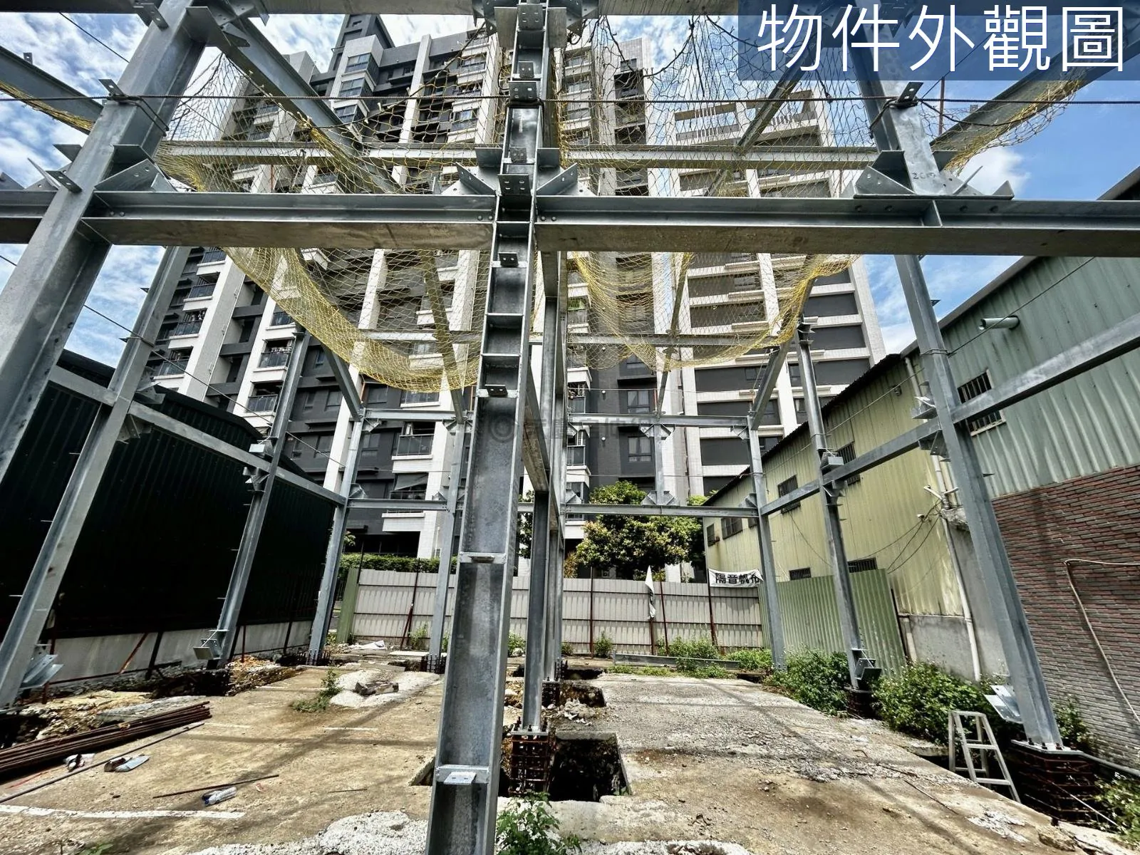 鳳鳴重劃區│建地帶建照│店面辦公│大面寬 第 2 張