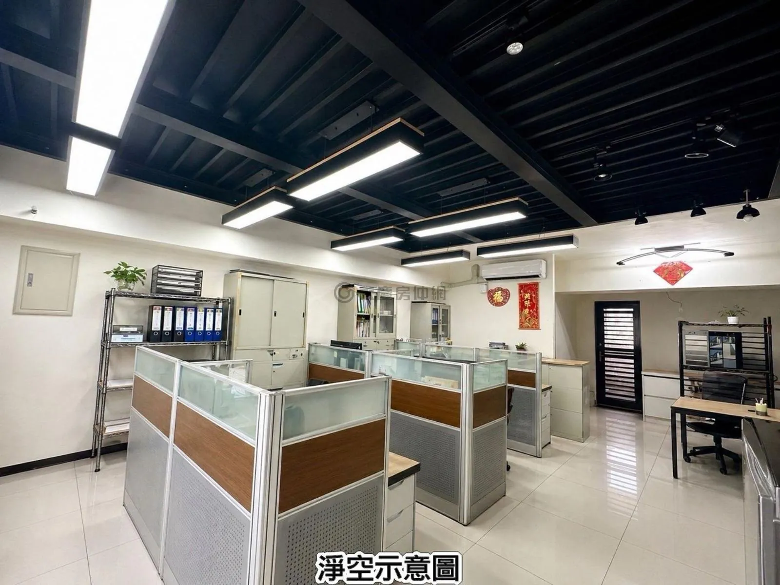樂陶陶大面寬挑高店住辦 第 4 張