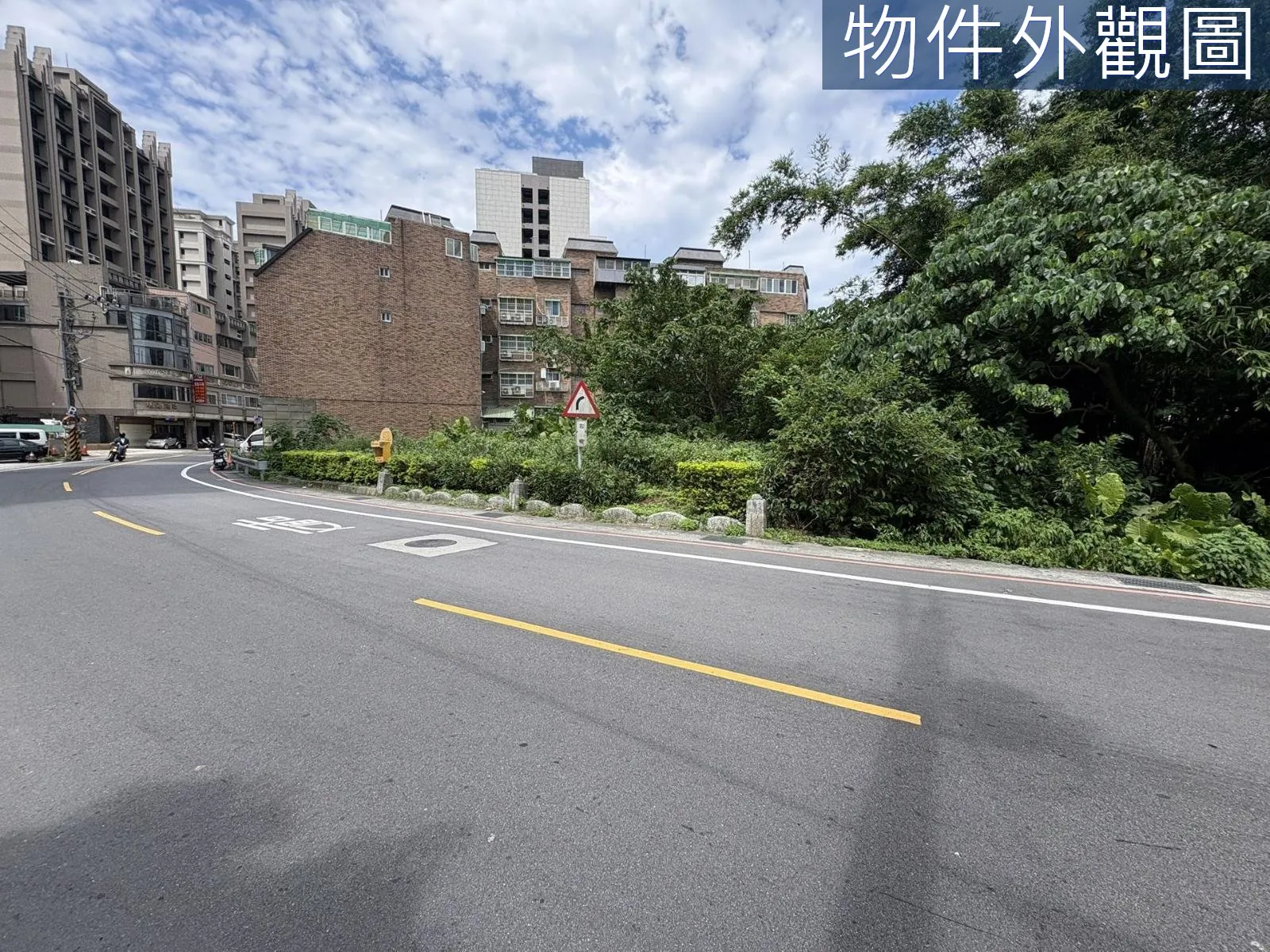 鶯歌254坪大面寬臨12米路住宅建地