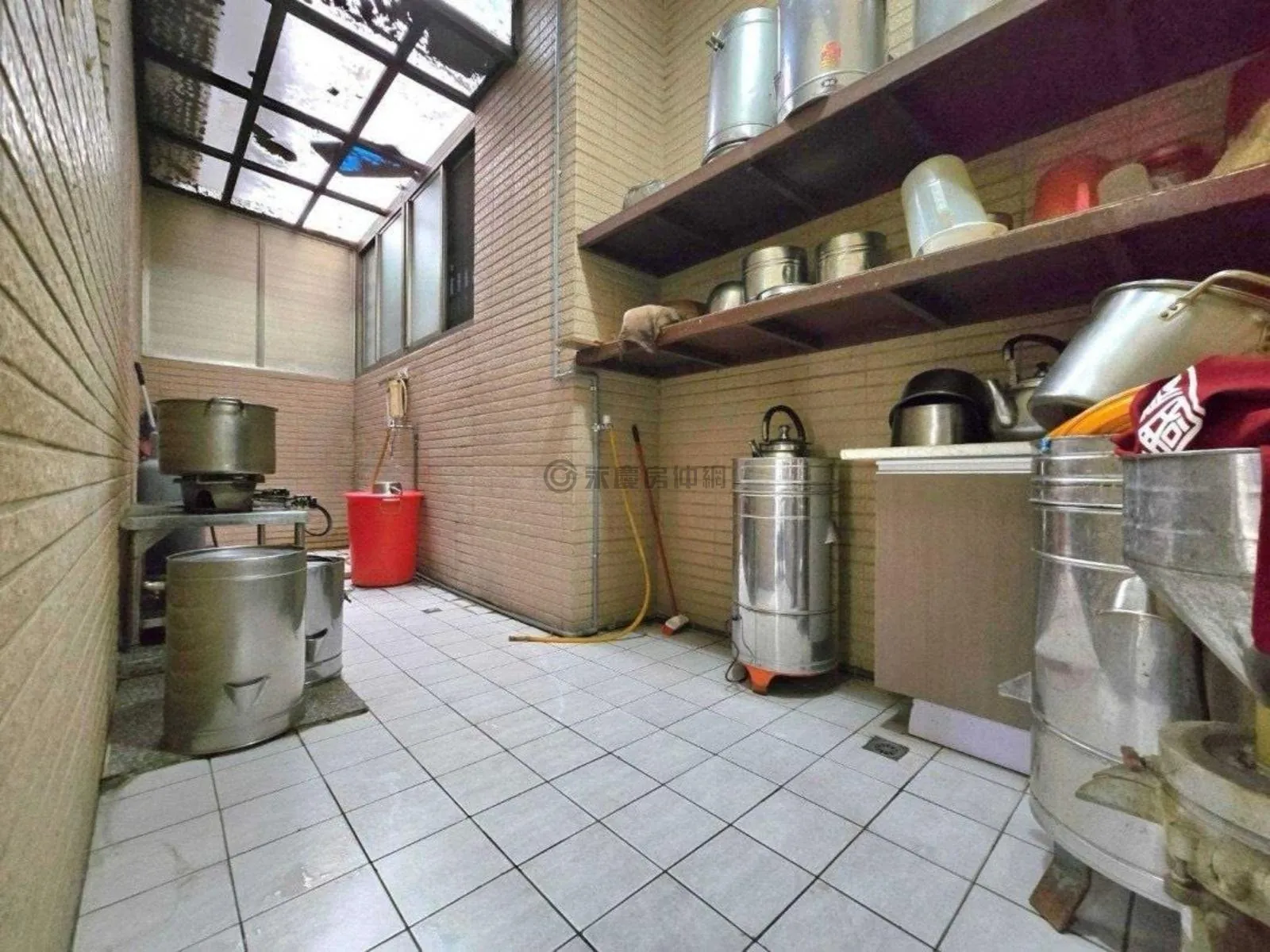 阿鴻當家 大面寬店+住 第 13 張