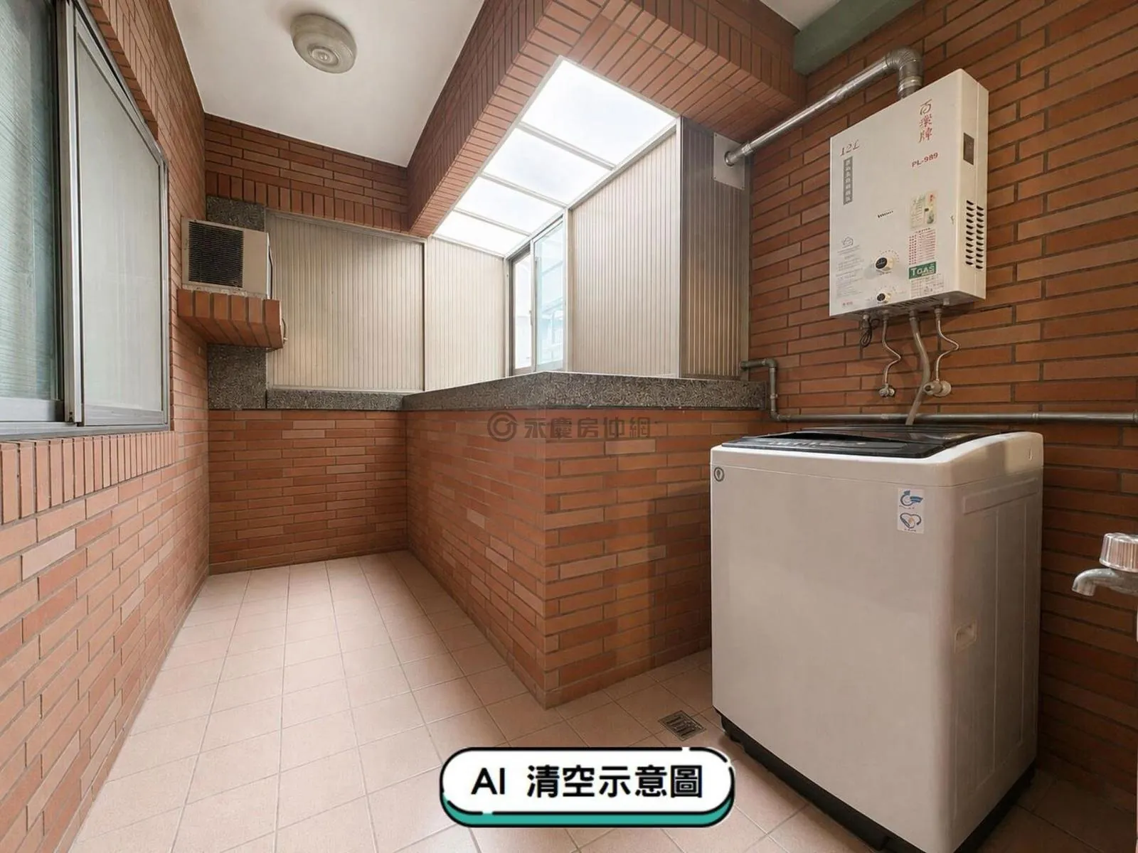 新北千萬內三房尖山知名社區美麗宏國 第 12 張