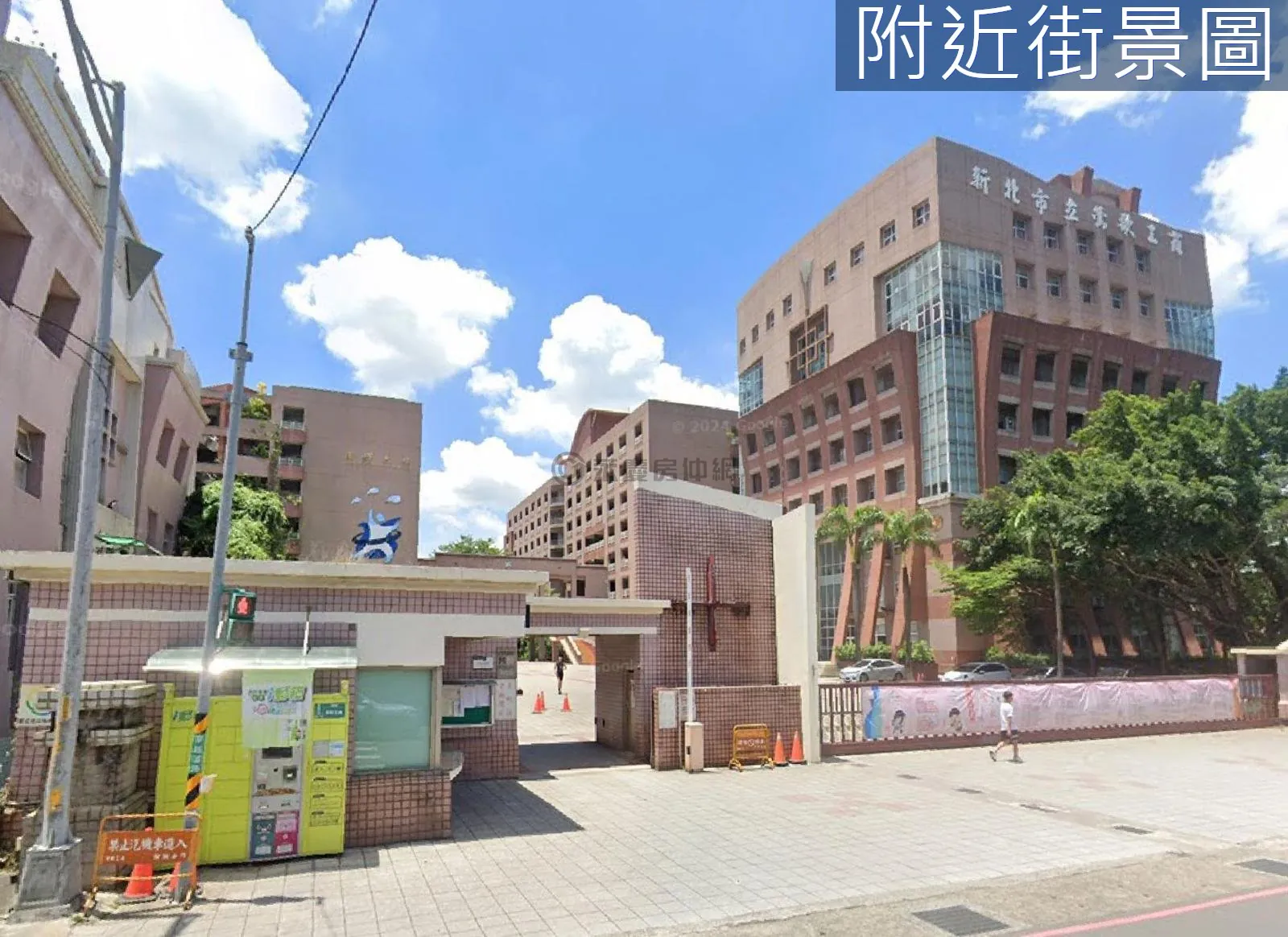 新北千萬內三房尖山知名社區美麗宏國 第 14 張