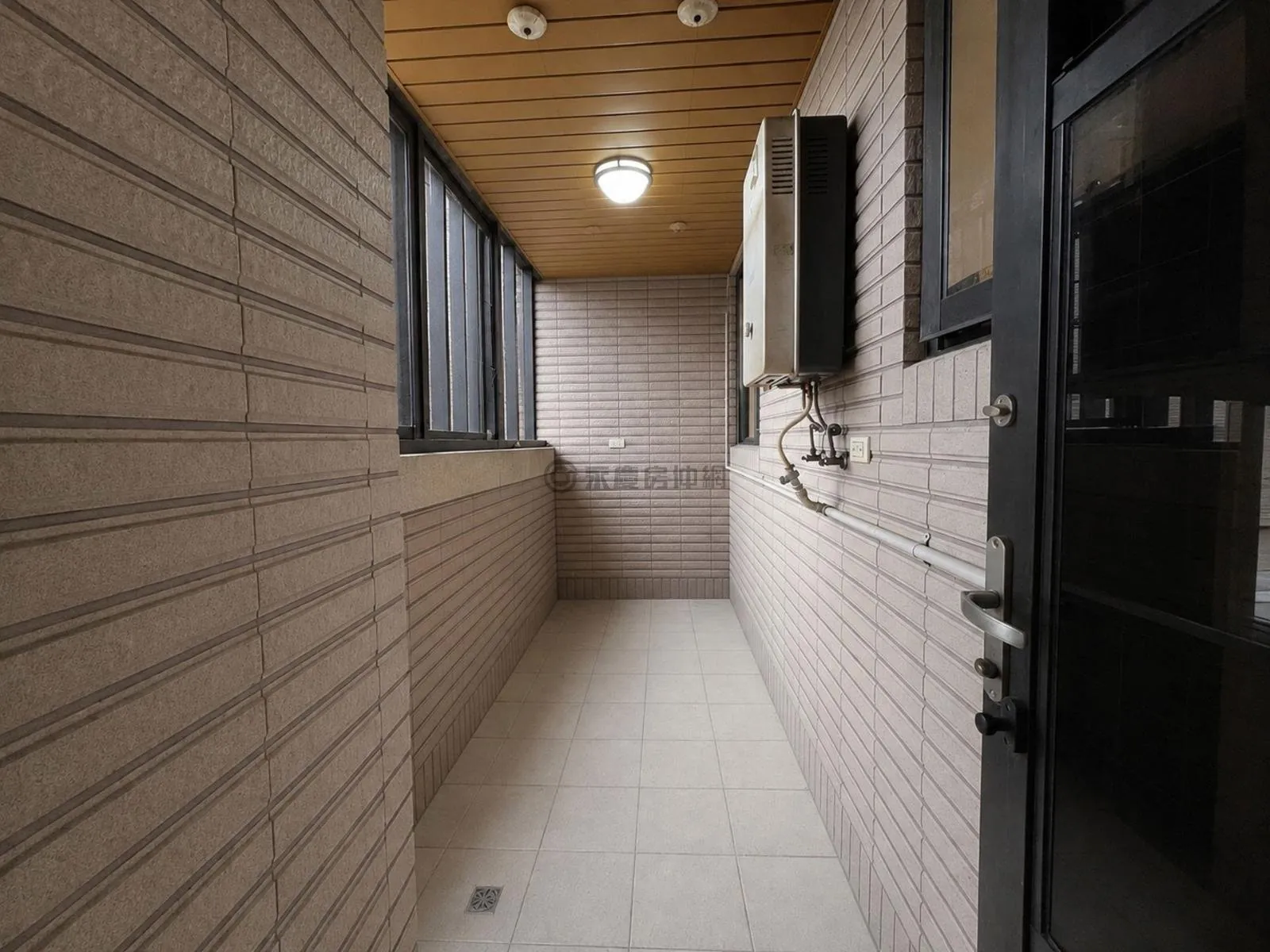 尖山高職南街樂陶陶方正採光美2房 第 4 張