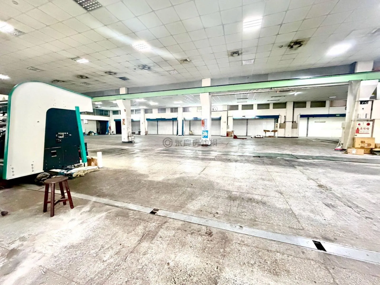 桃園甲工廠房1+2樓大電力貨梯2頓天車