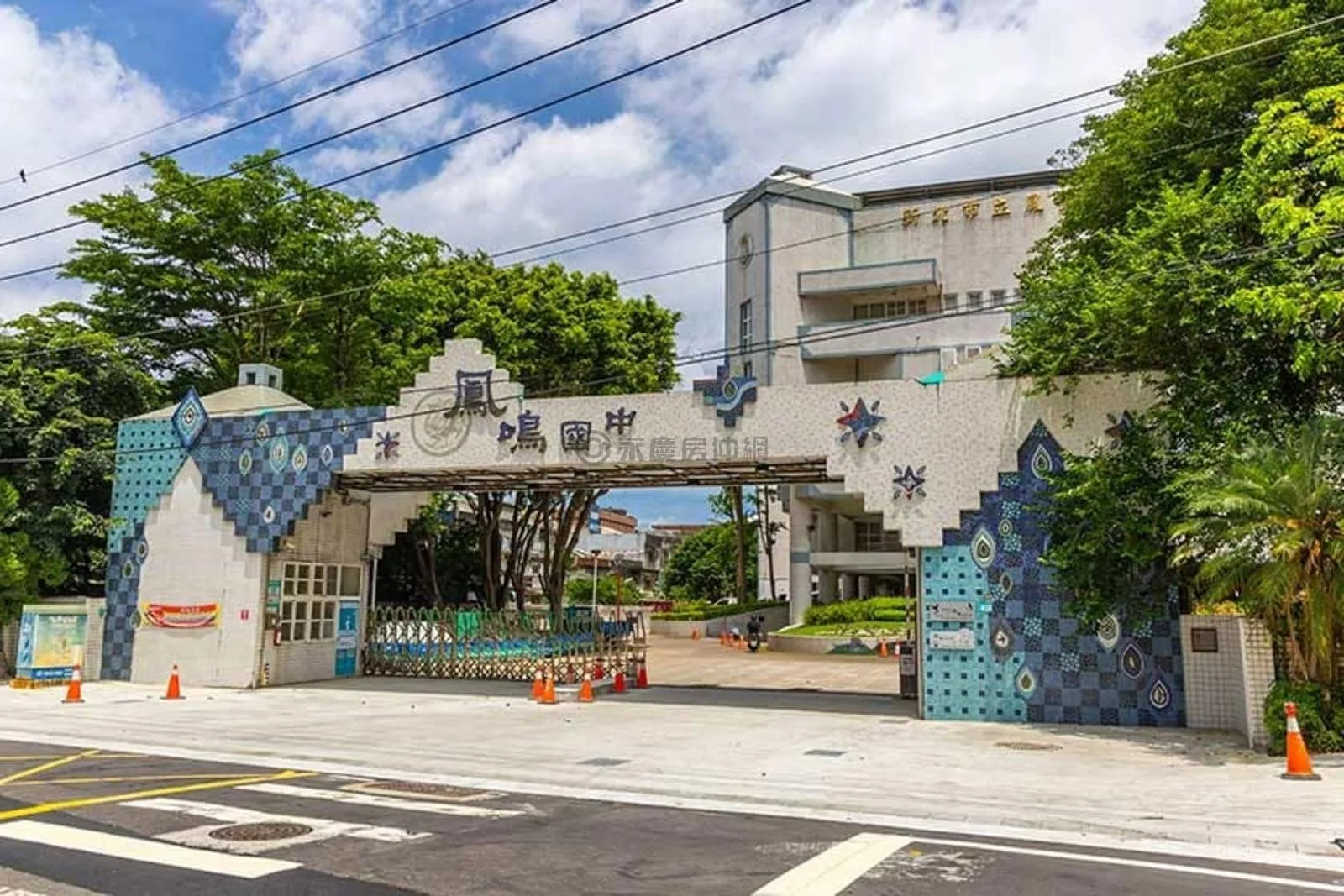 鳳鳴重劃區菁英薈二期裝潢3房車全新未住抗震建築 第 14 張