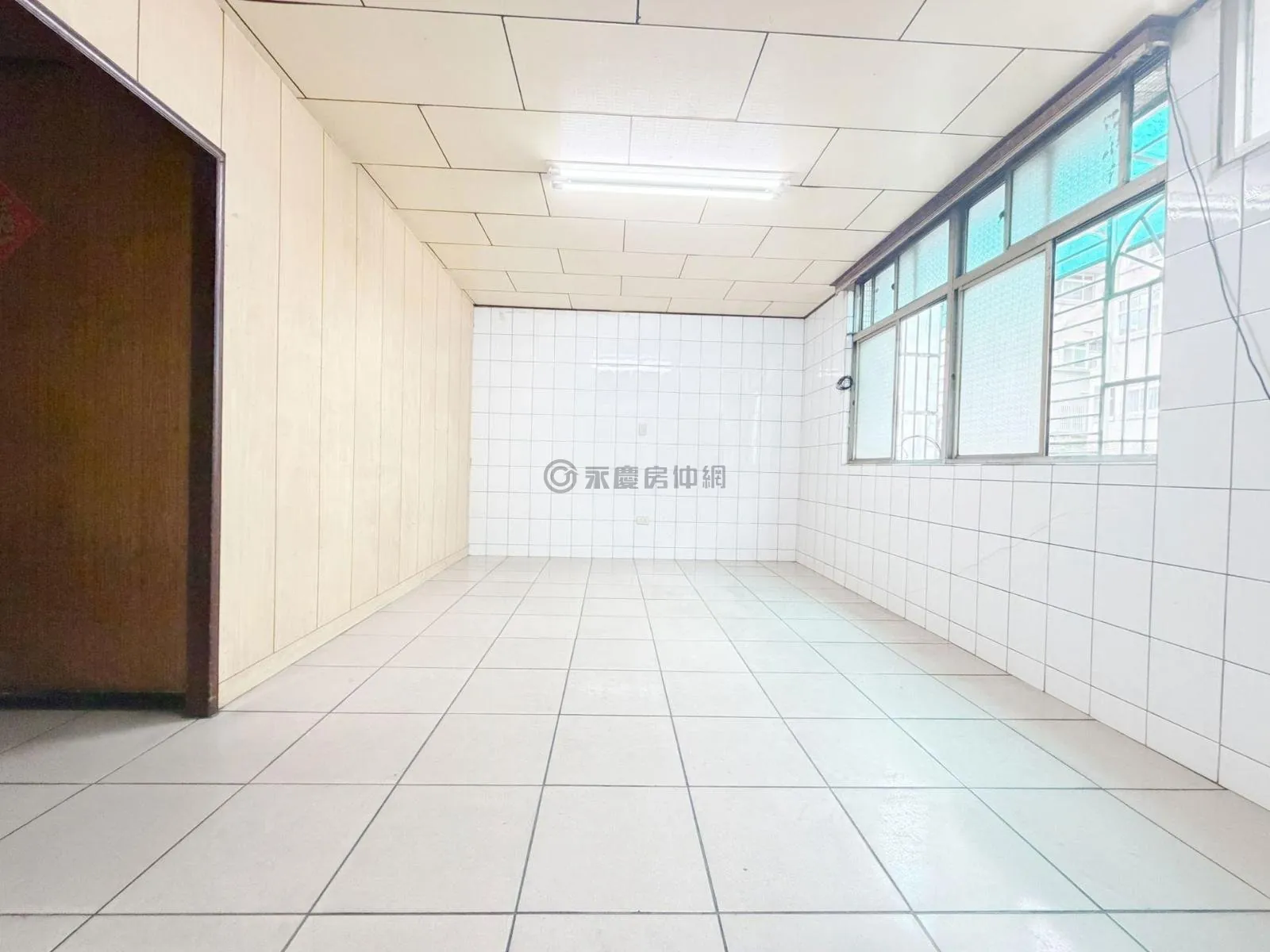 國華捷運站旁低樓層公寓近市場機能佳格局彈性好規劃 第 3 張