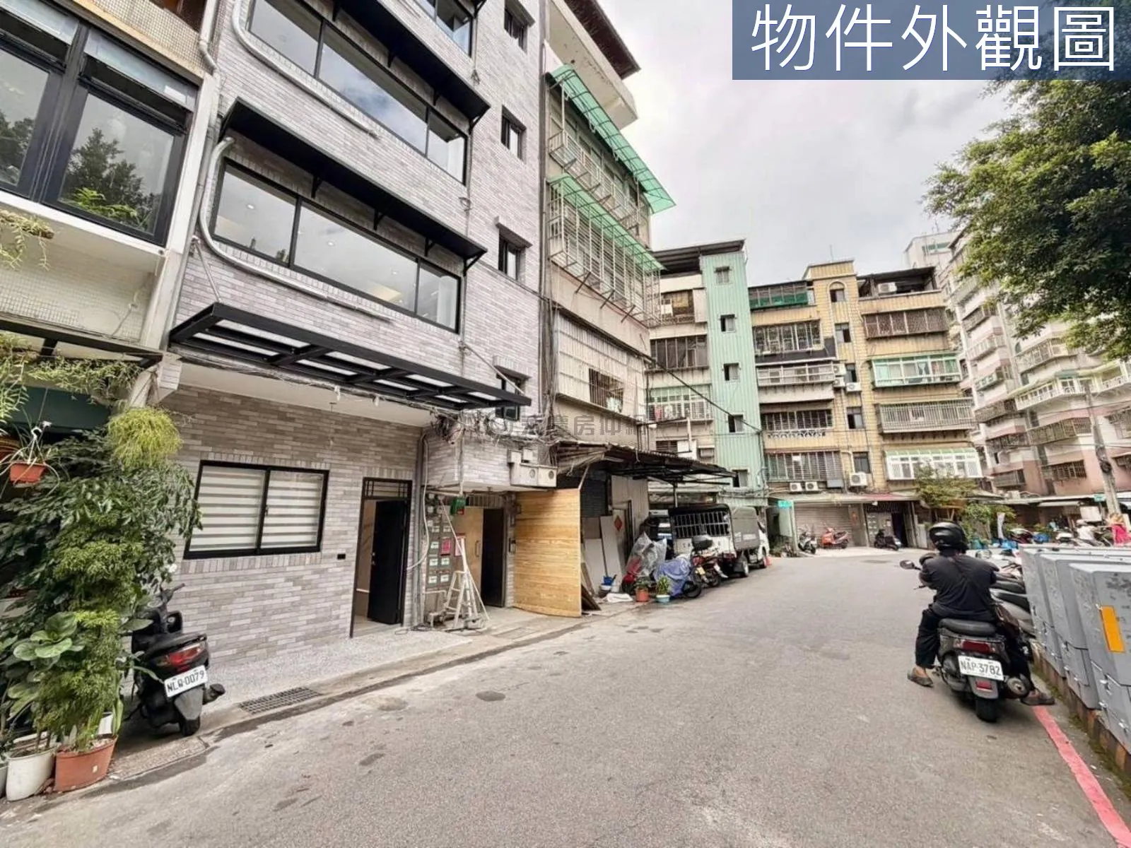 三重永福街徐匯站捷運旁黃金二樓美妝屋 第 11 張