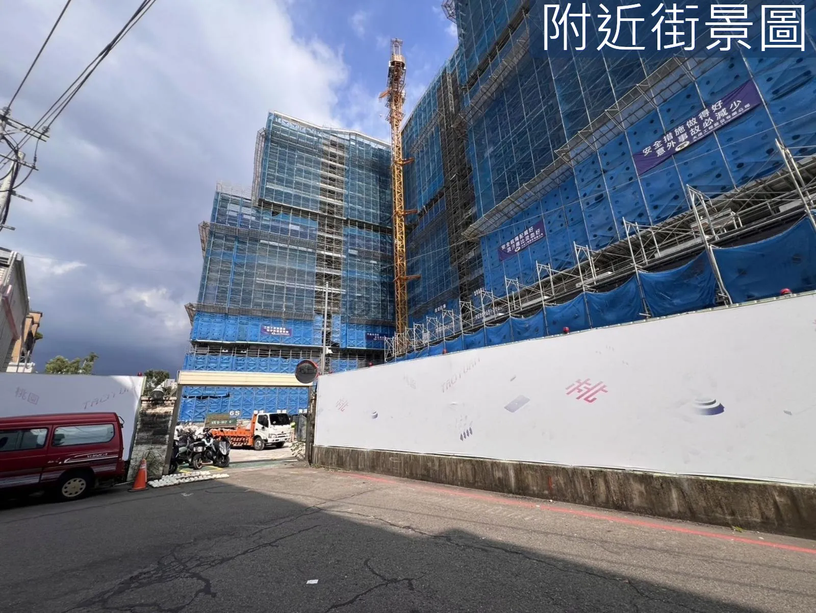 中路市府旁一樓7米大面寬公寓店面文武皆可B 第 6 張